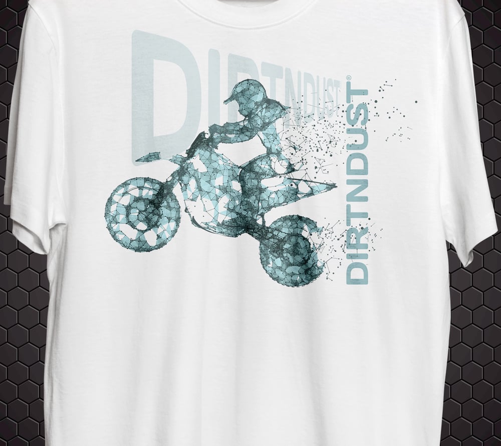 Future - Motocross-T-Shirt Close-Up // DirtNDust®