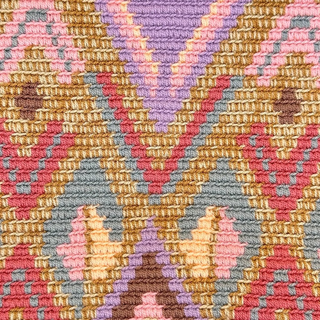 Sac à bandoulière, tissé à la main par des tisserandes de la communauté Wayuu en Colombie. 