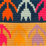 Sac à bandoulière tissé à la main par des tisserandes de la communauté Wayuu en Colombie - sac issu du commerce équitable et dans une démarche de slow fashion.