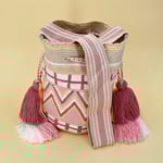 Sac à bandoulière tissé à la main par des tisserandes de la communauté Wayuu en Colombie - sac issu du commerce équitable et dans une démarche de slow fashion.