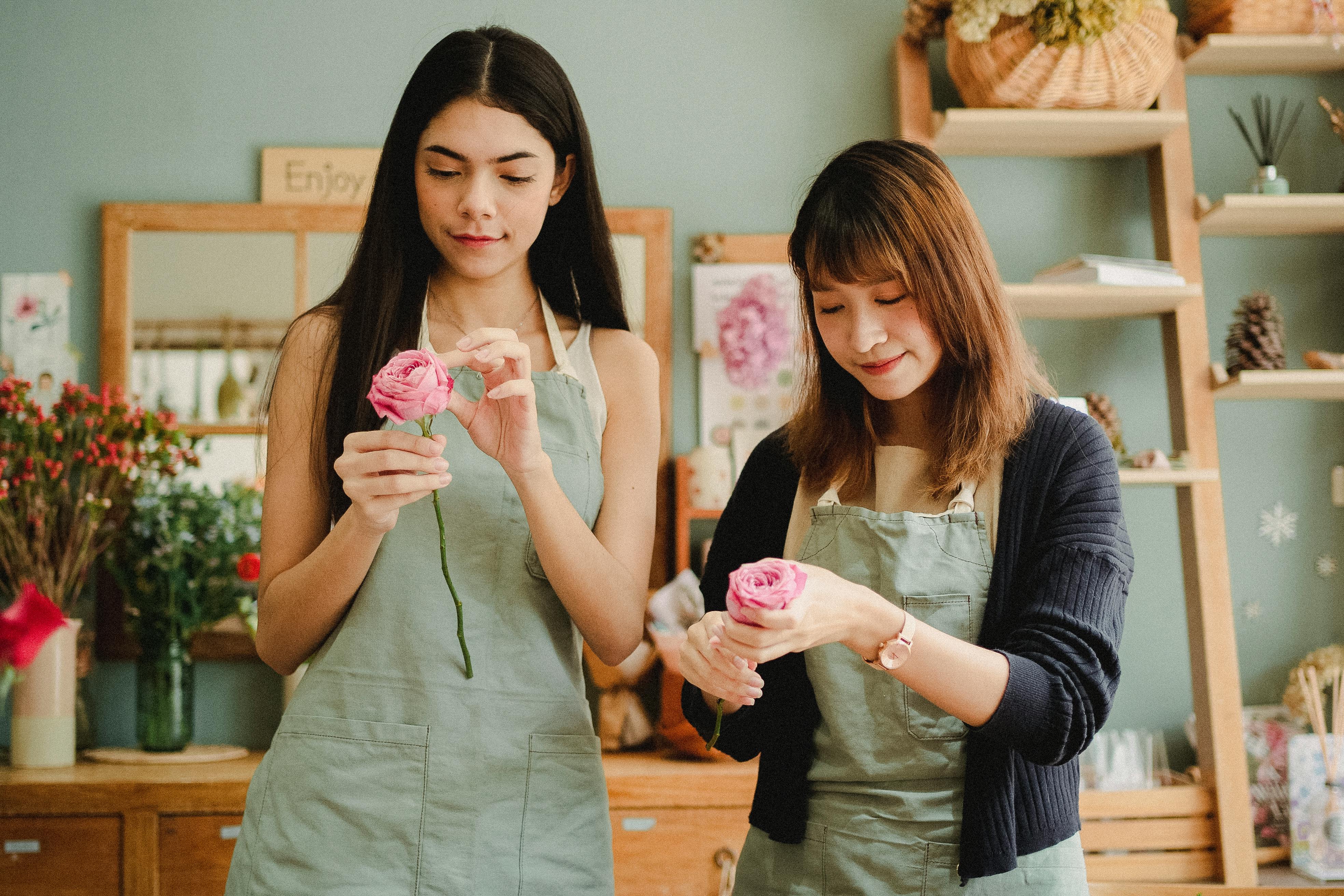 Retail Worker – Staffing Solutions in Toronto: Unlimited Services Staff