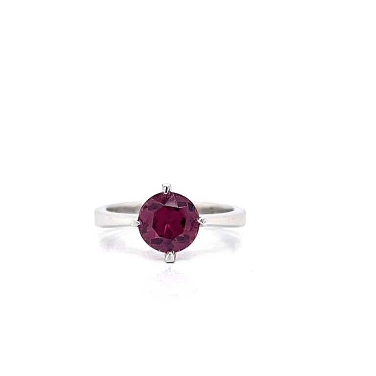 1.4ct Solitaire Rhodolite Garnet Dress Ring