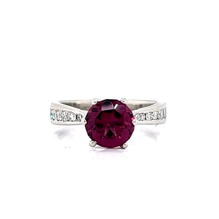 1.6ct Rhodolite Grnet and Diamond Dress Ring