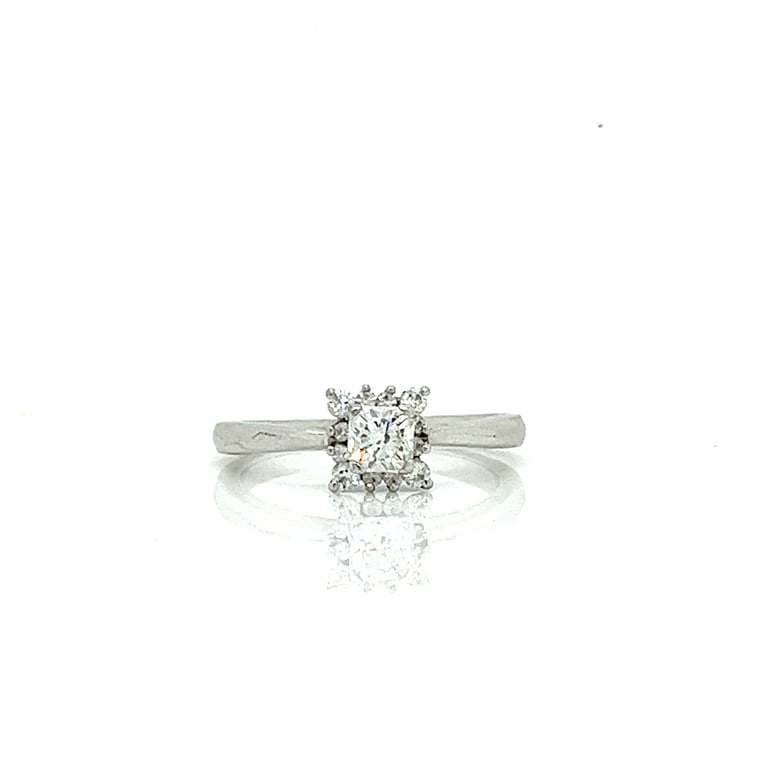 0.30ct F VS Dream Cut Snowflake Halo Ring