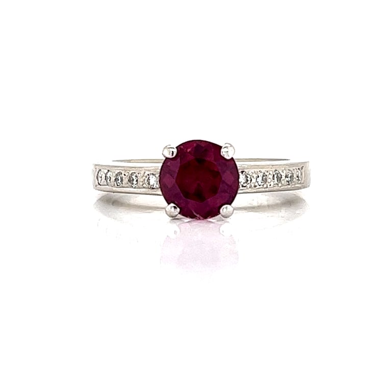 1.5ct Rhodolite Garnet and Diamond Dress Ring