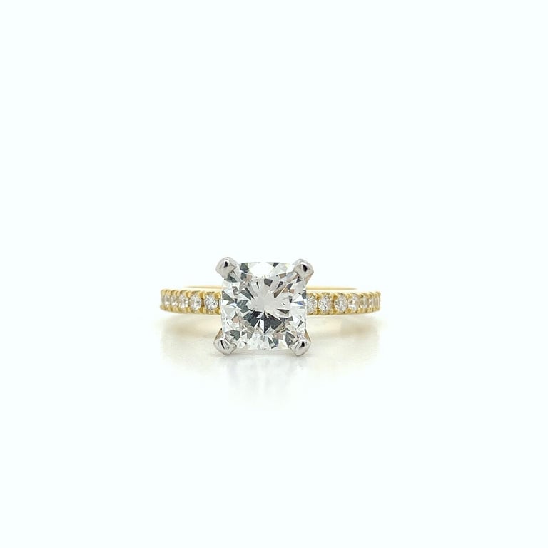 Abby &ndash; 4 Claw Cushion Cut Side Stone Engagement Ring